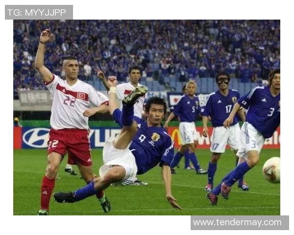 上海羽毛球队在世界杯预选赛中的默契配合与战术分析