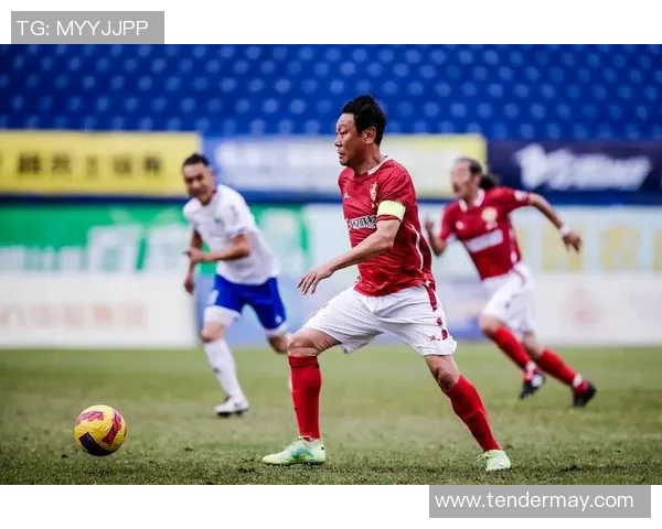 传承足球明星联赛高峰精神助力青少年成长与发展 传承足球明星联赛高峰精神助力青少年成长与发展