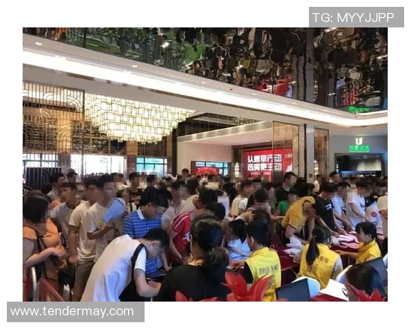 柳州足球联赛盛况空前球迷热情高涨助力本地球队崛起 柳州足球联赛盛况空前球迷热情高涨助力本地球队崛起